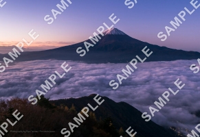 夜明けの富士山と雲海